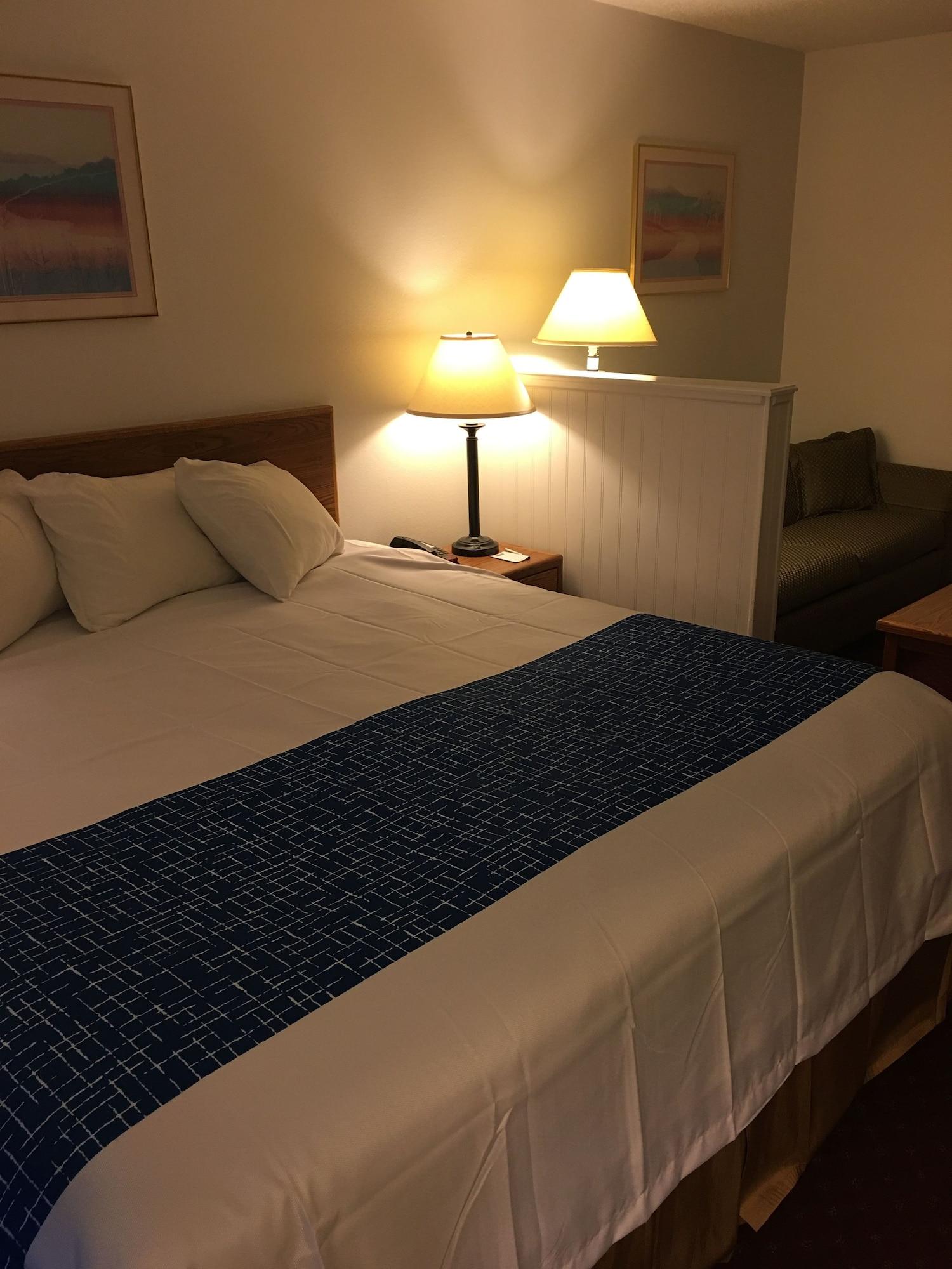 Travelodge By Wyndham Spearfish Exterior photo